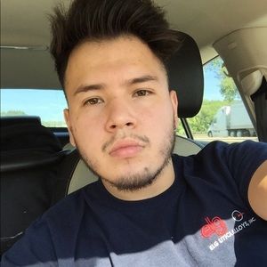 Meet your Posher, Dennis